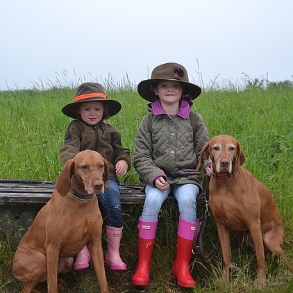 Ferienhof Hardthöhe- Urlaub auf dem Bauernhof, Kinder Jagdhunde